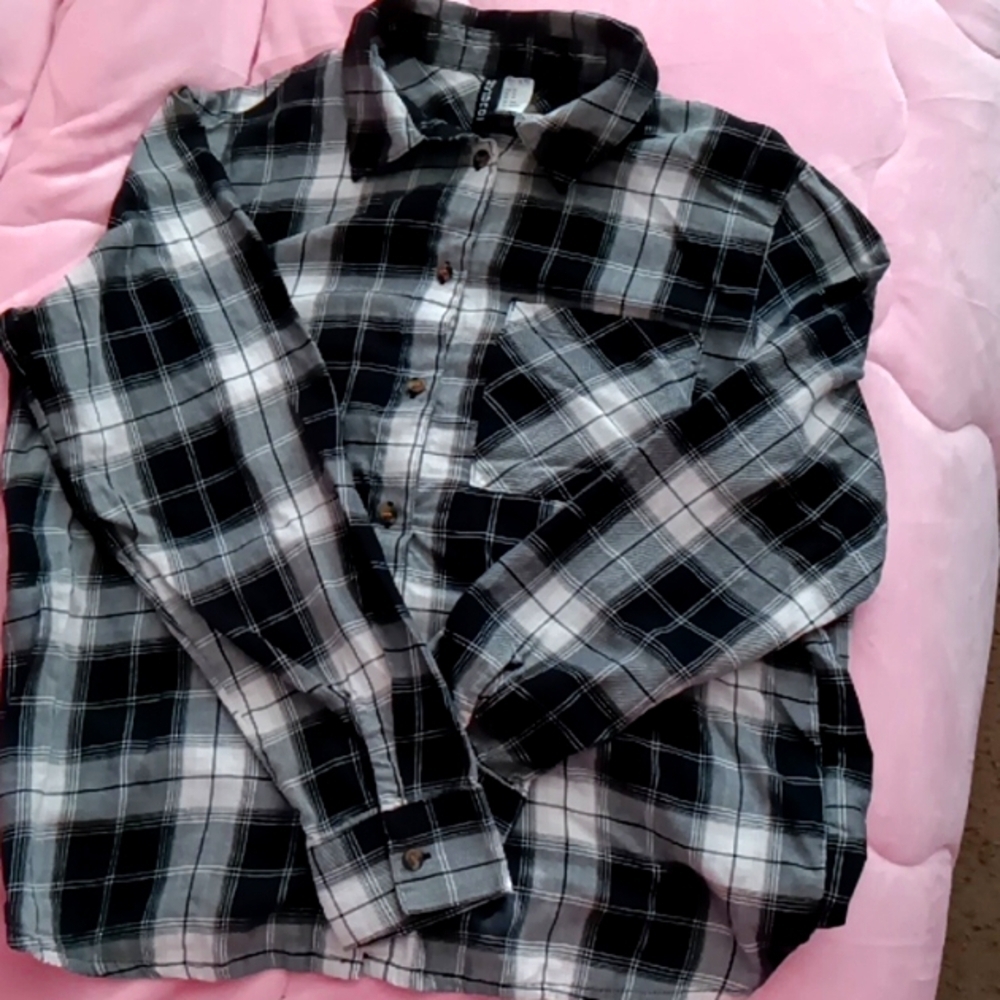 Divided's Plaid Long Sleeve Button Up